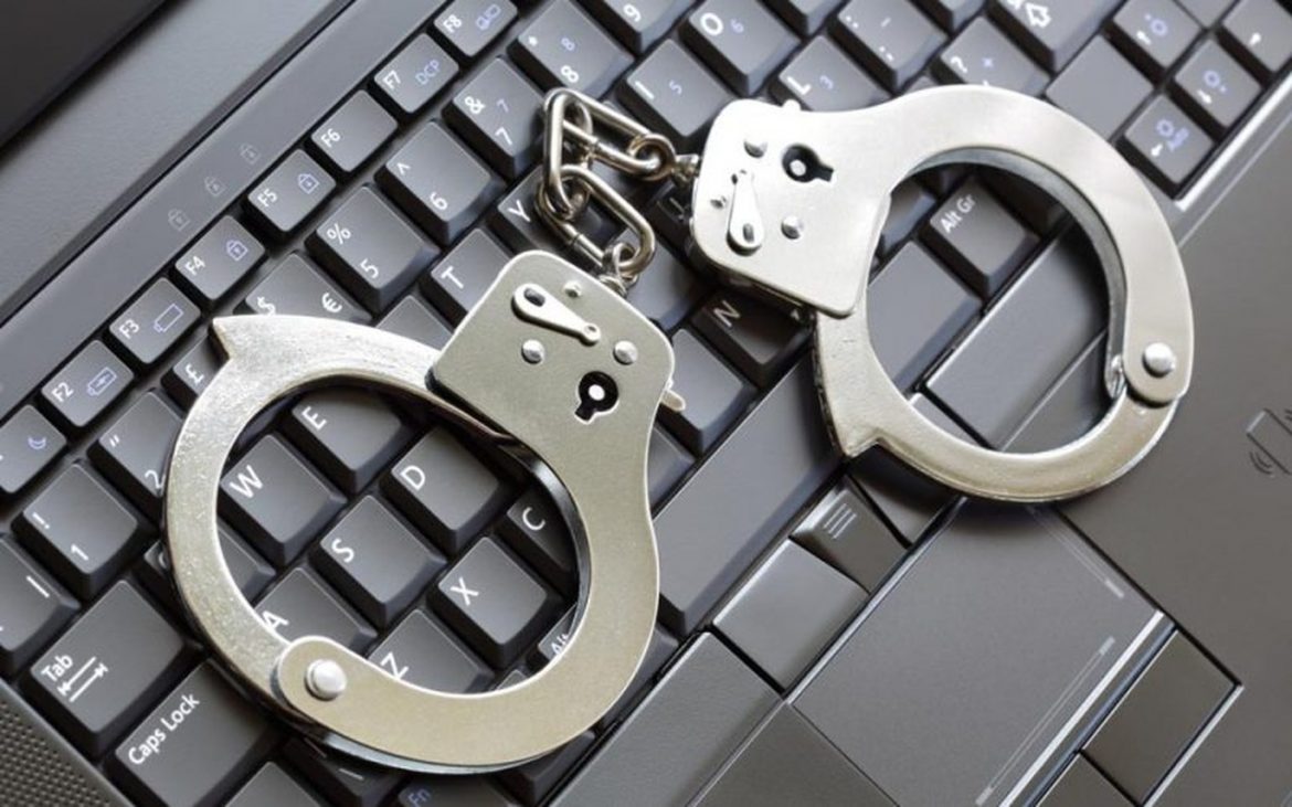 Número de estelionatos e golpes virtuais aumentam no Brasil, aponta anuário – Revista Security Número de estelionatos e golpes virtuais aumentam no Brasil, aponta anuário - Revista Security