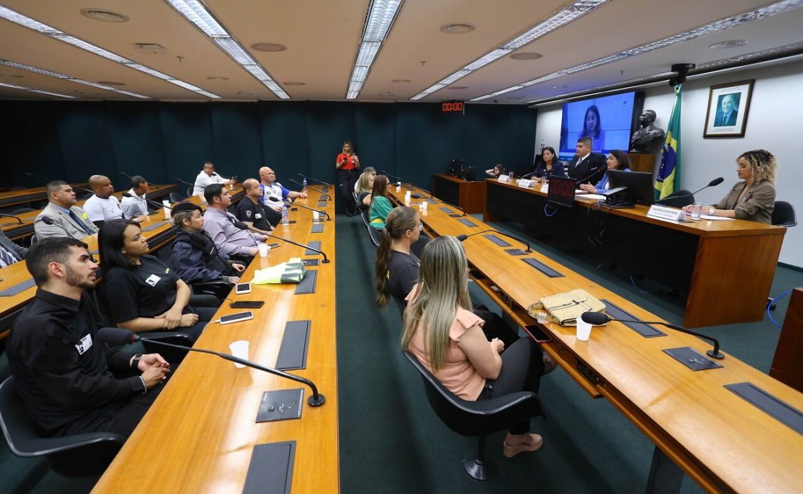 Segurança privada foi tema de audiência na Câmara – Revista Security Segurança privada foi tema de audiência na Câmara - Revista Security